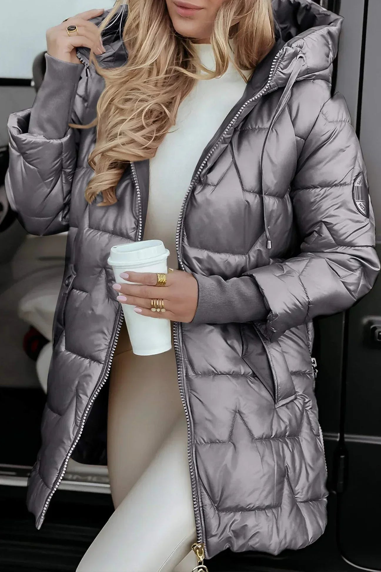 Savrani™ | Eleganter Wintermantel mit Kapuze und Futter