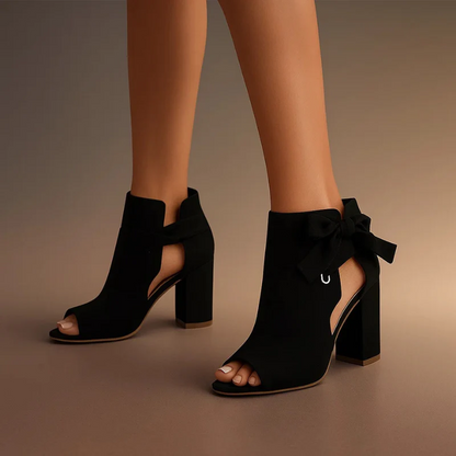 Marcella™ | Elegante Stiefeletten mit seitlichen Öffnungen - Frühlingskollektion 60 %